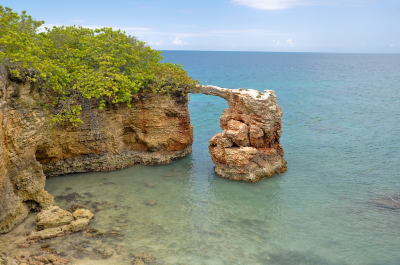Arco natural en Cabo Rojo