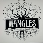 13450893_1741082152839723_882446833092063228_n Mangles